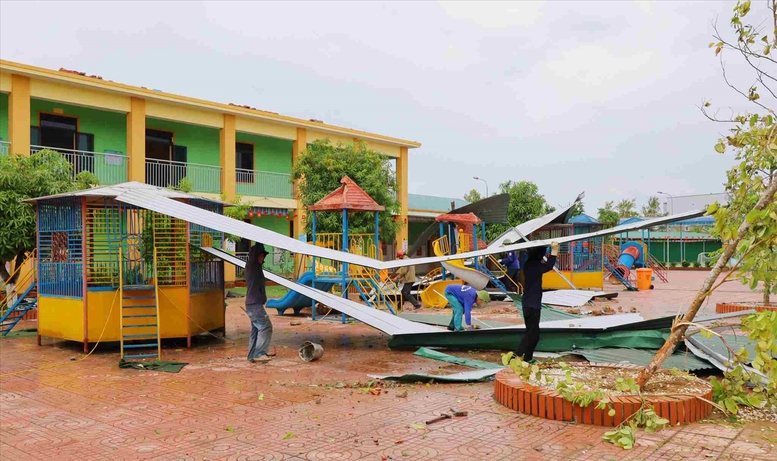 Công điện của Thủ tướng Chính phủ về việc tập trung khắc phục cơ sở giáo dục bảo đảm điều kiện khai giảng năm học mới cho học sinh