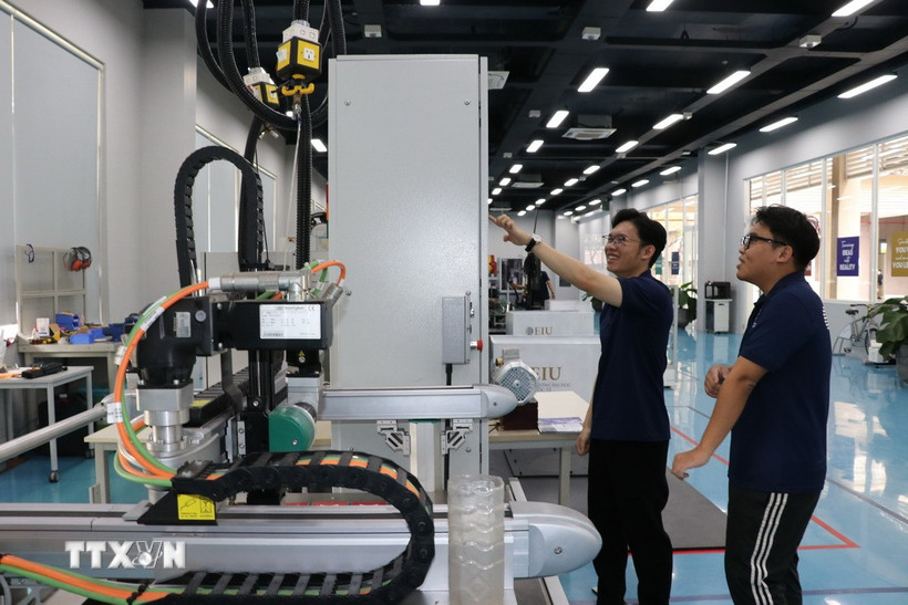 Khẩn trương ban hành Chiến lược phát triển nguồn nhân lực đến năm 2030