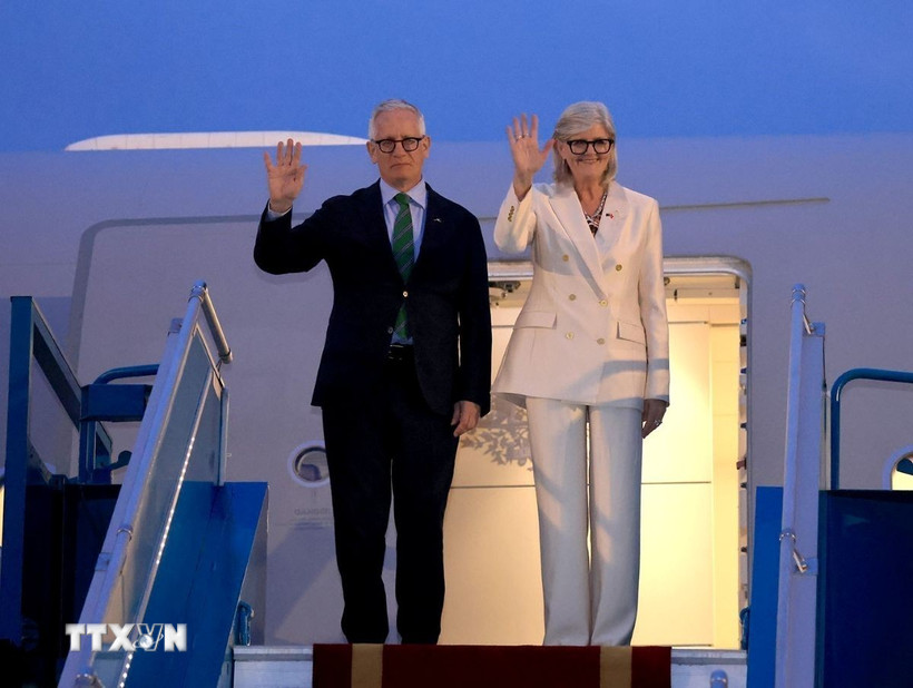 Toàn quyền Australia và Phu quân bắt đầu thăm cấp Nhà nước tới Việt Nam