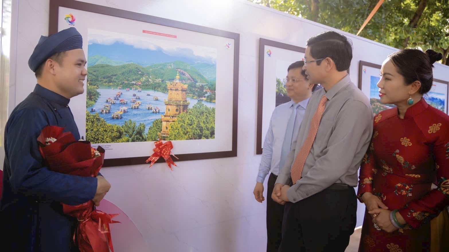 “Sông Hương ngày hội Điện Huệ Nam” đoạt giải tại Festival nhiếp ảnh quốc tế