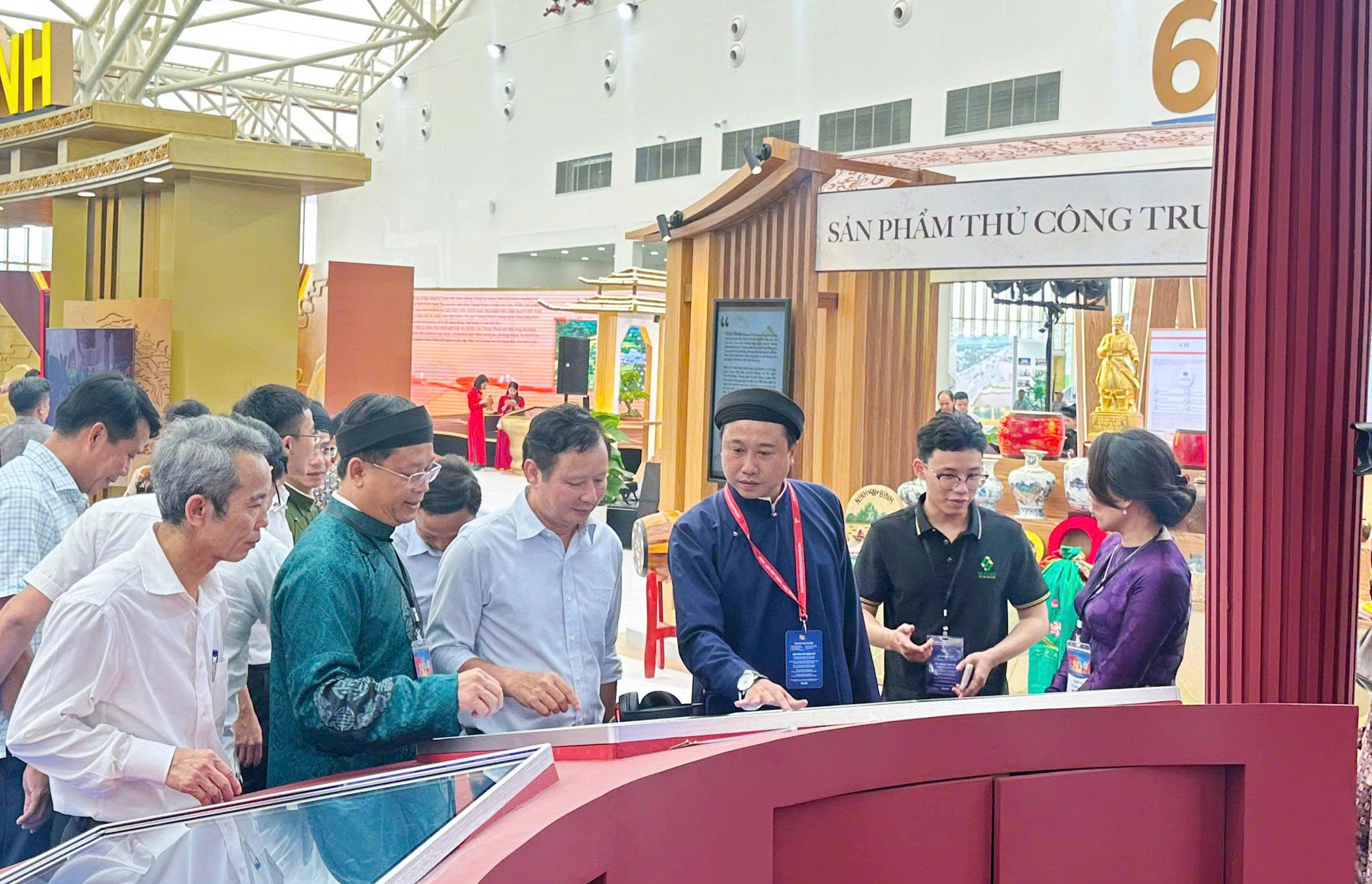 Huế được vinh danh tại triển lãm về thành tựu 80 năm của đất nước