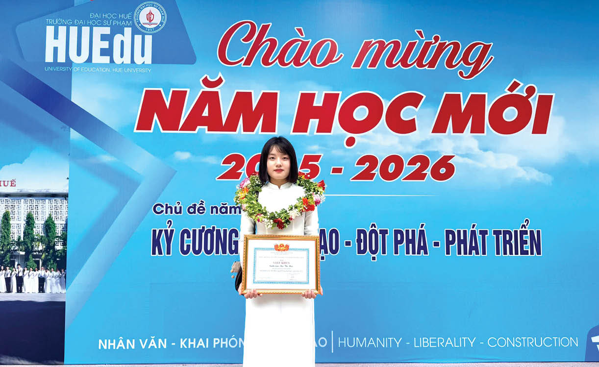 Nâng bước trò nghèo đến giảng đường đại học