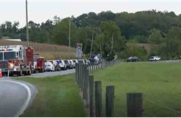 Mỹ Xả súng làm 5 cảnh sát thương vong, hung thủ tự sát