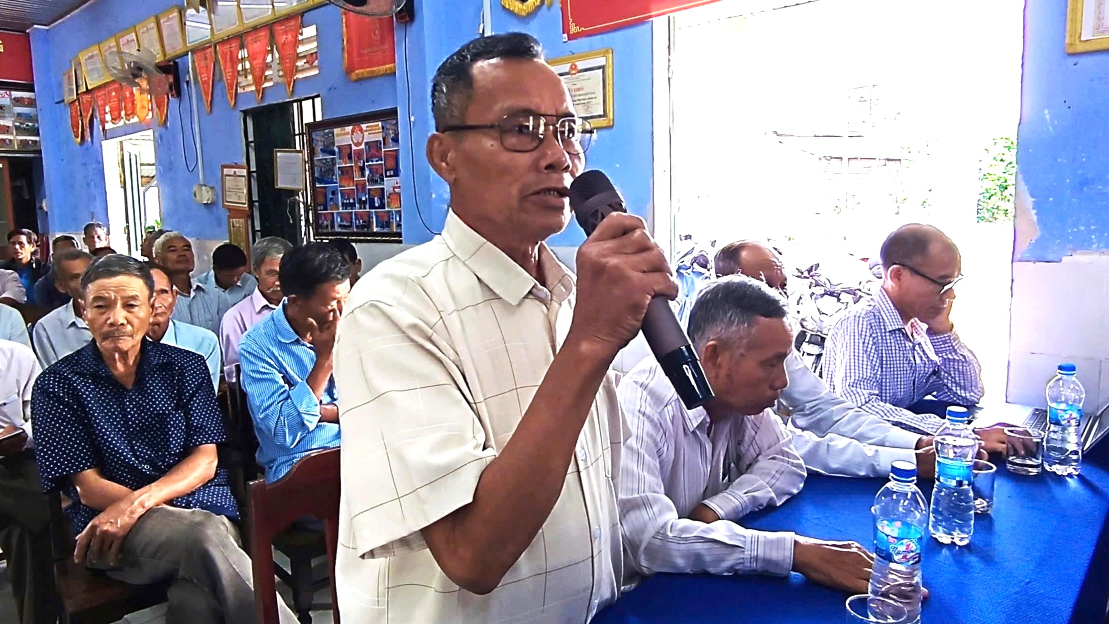 Đối thoại tháo gỡ khó khăn đời sống dân sinh ở Sơn Tùng