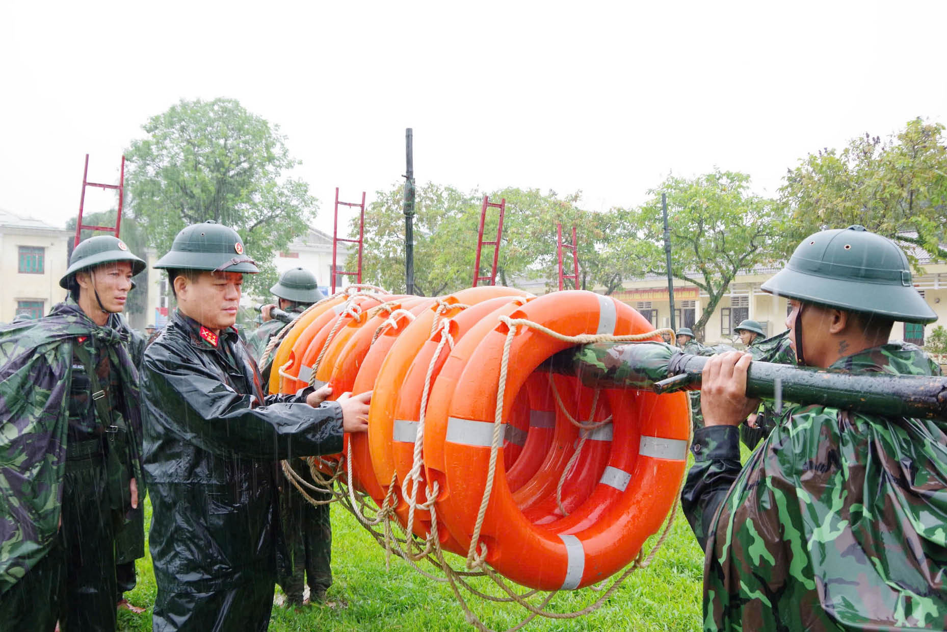 Ứng phó kịp thời, hiệu quả với thiên tai