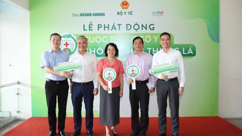 Lan tỏa phong trào xây dựng “Cơ sở y tế không khói thuốc lá”