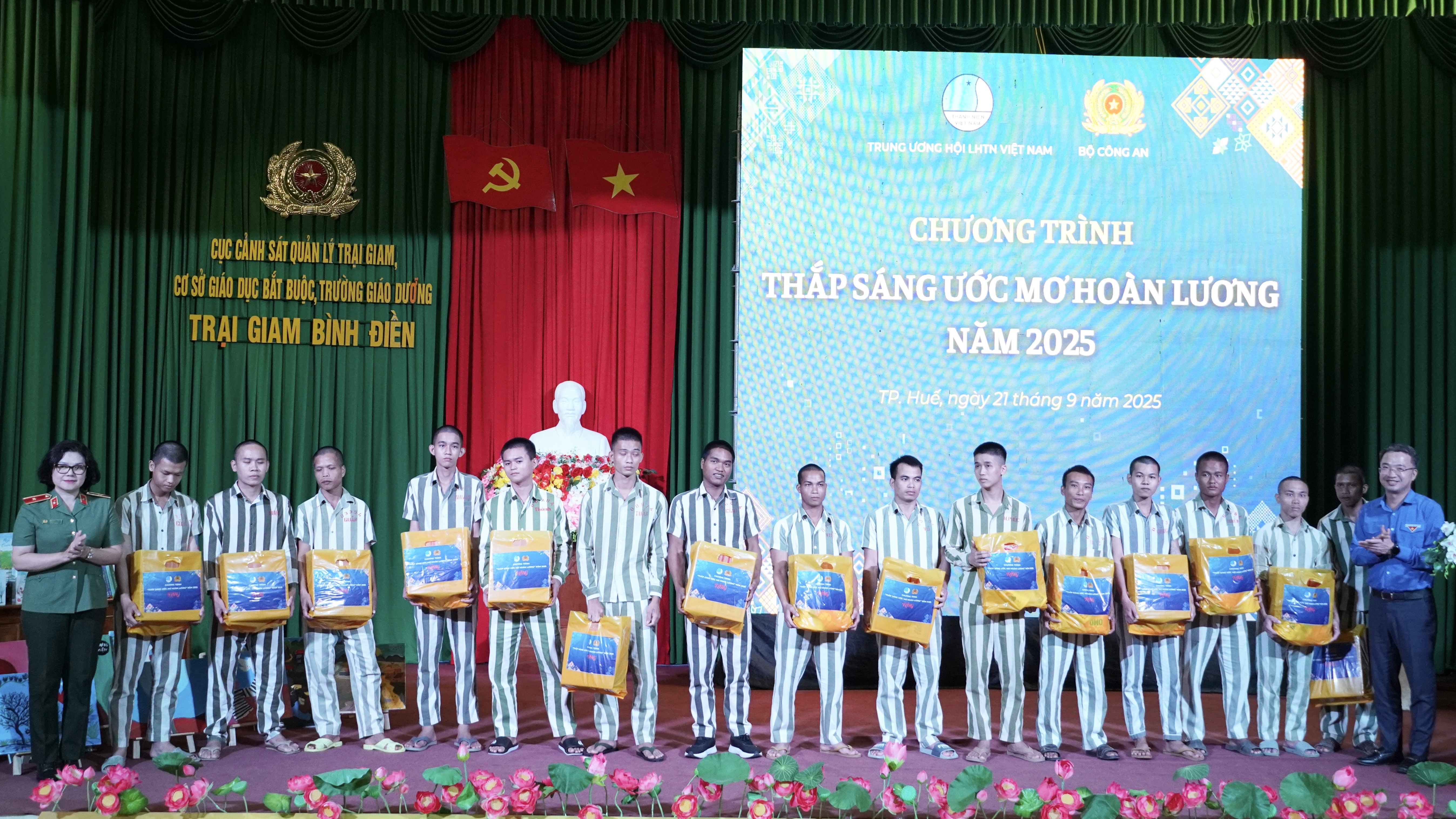 Thắp sáng ước mơ hoàn lương cho phạm nhân tại Trại giam Bình Điền