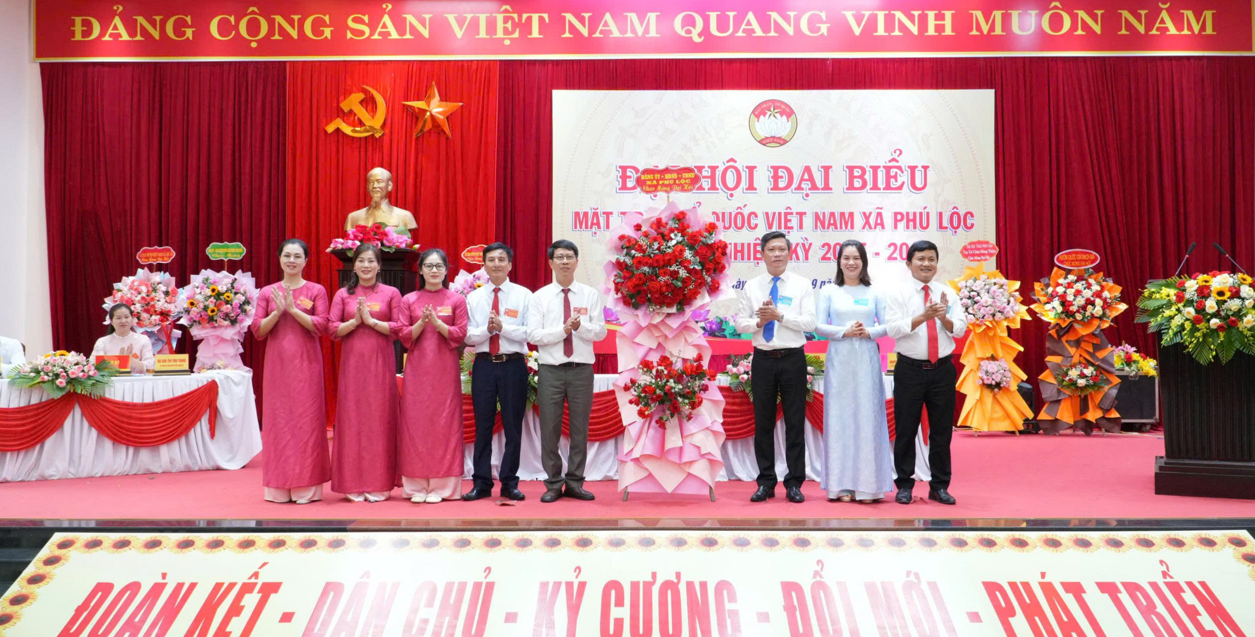 Tổ chức Đại hội đại biểu Mặt trận Tổ quốc Việt Nam xã lần thứ I