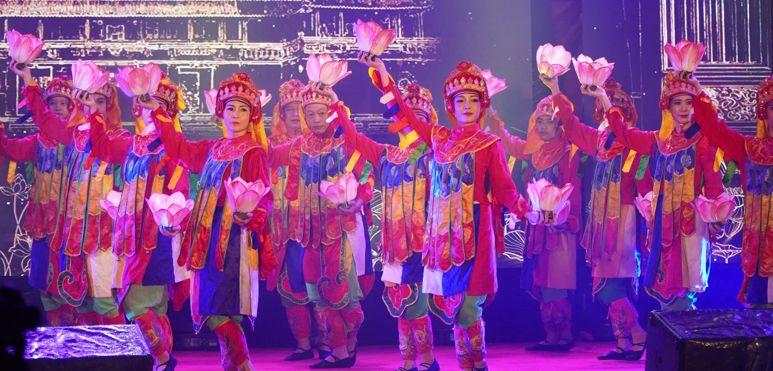 Đưa Huế vươn xa trên bản đồ giao lưu văn hóa toàn cầu