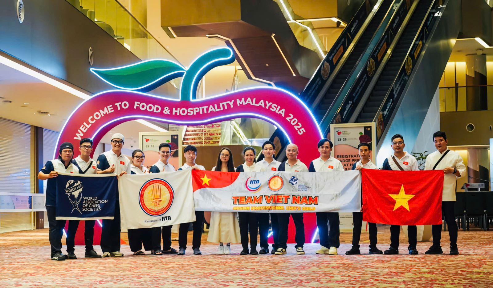 Đầu bếp Việt giành huy chương Vàng tại cuộc thi Culinaire Malaysia 2025