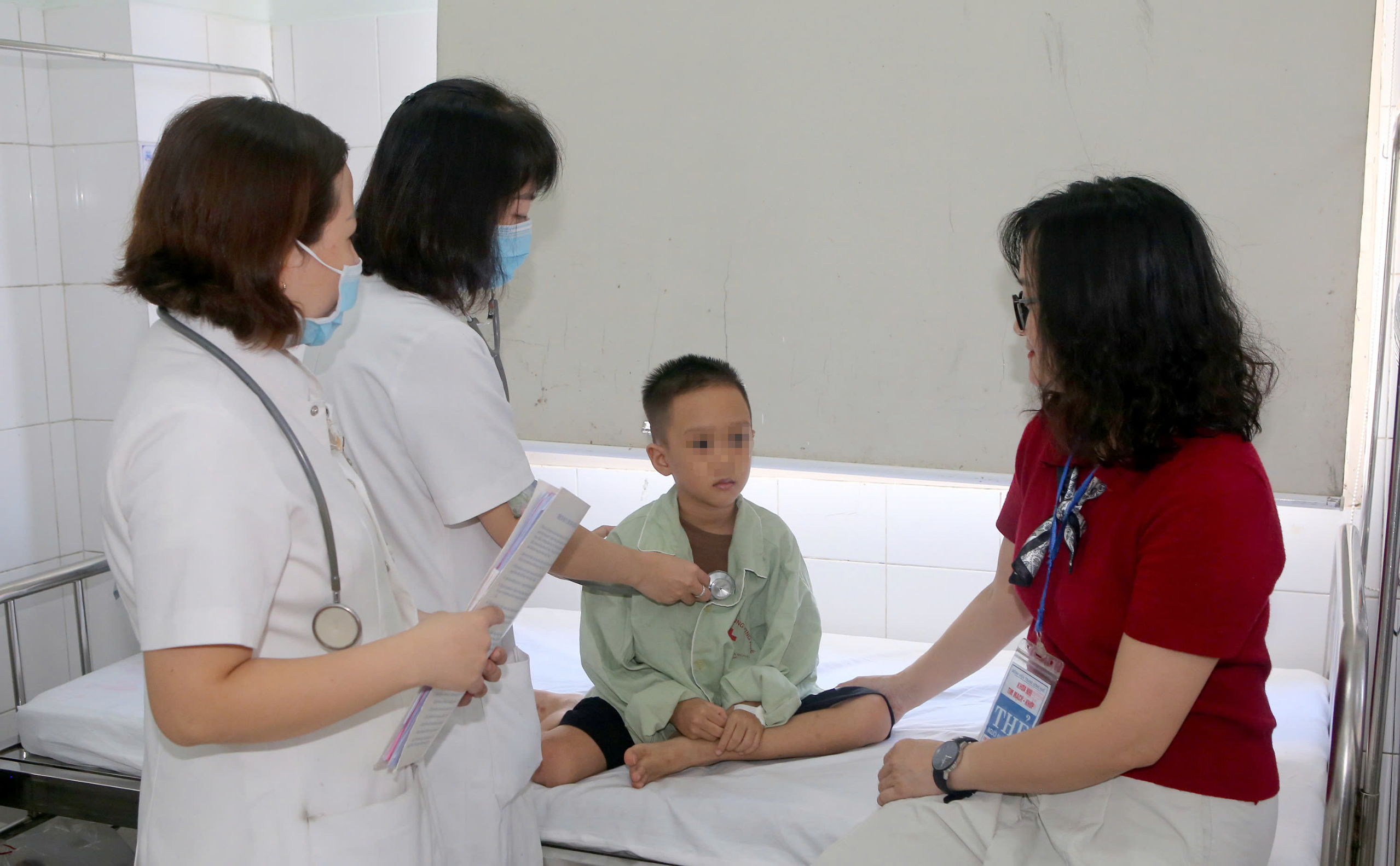 Thành công can thiệp bít dò động - tĩnh mạch phổi cho bệnh nhi 6 tuổi tại Bệnh viện Trung ương Huế