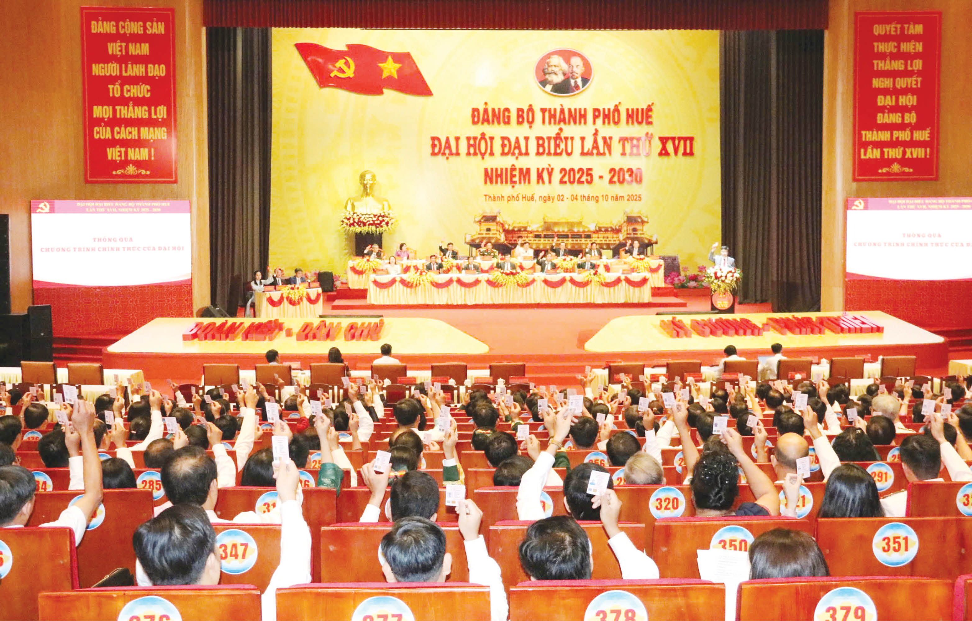 Sáng nay, khai mạc Đại hội đại biểu Đảng bộ thành phố Huế lần thứ XVII, nhiệm kỳ 2025 - 2030