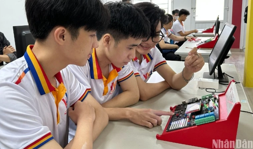 Sửa đổi, bổ sung Quy chế thi khoa học, kỹ thuật cấp quốc gia dành cho học sinh