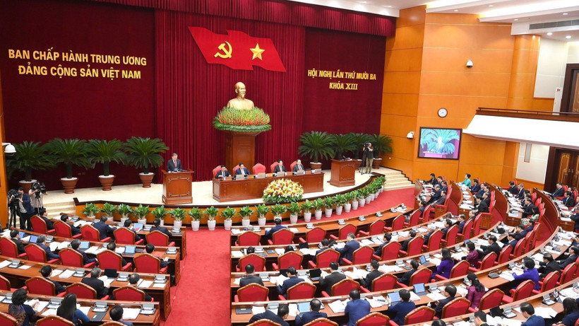 Ngày làm việc thứ nhất Hội nghị lần thứ 13 Ban Chấp hành Trung ương Đảng khóa XIII