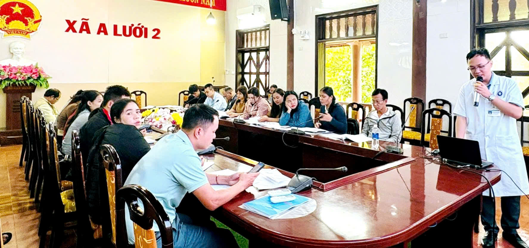 Bồi dưỡng kiến thức cho cán bộ Nha học đường vùng cao