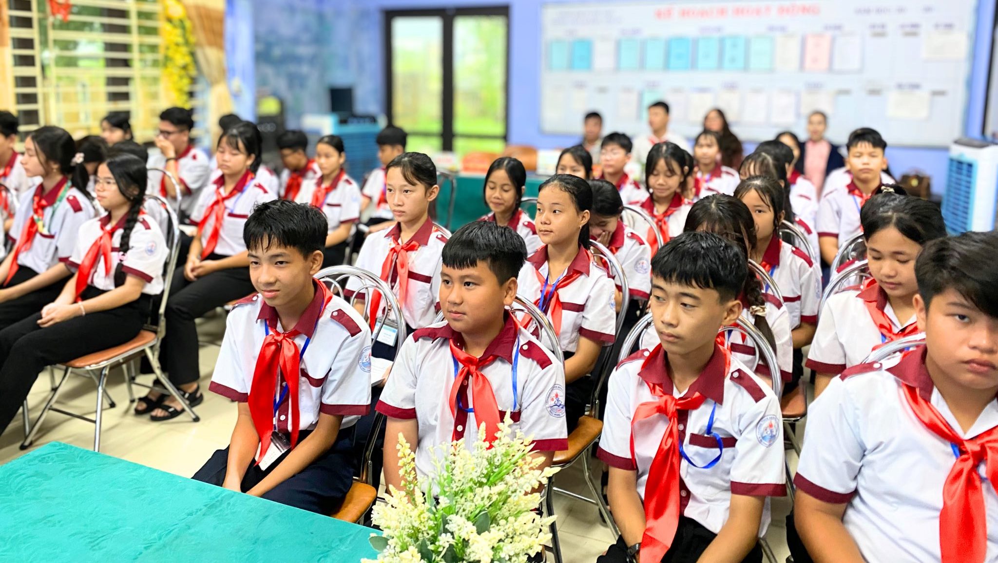 Tổ chức cuộc thi “Em yêu biển, đảo quê hương” dành cho học sinh trung học cơ sở