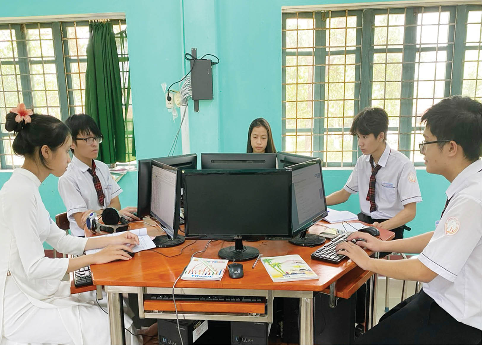 Chuyển đổi số - động lực đổi mới dạy và học