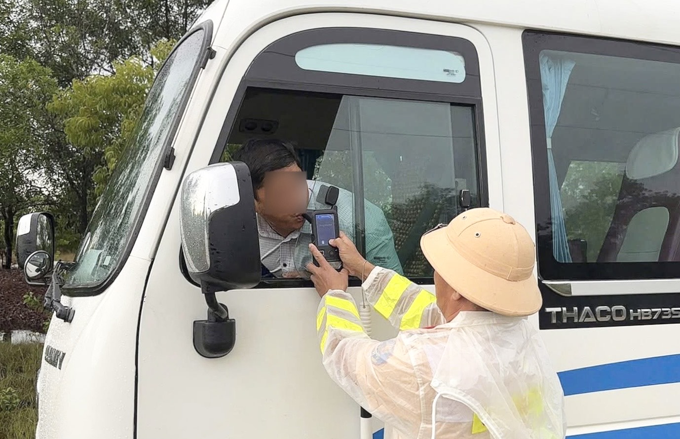 Ra quân xử lý vi phạm nồng độ cồn