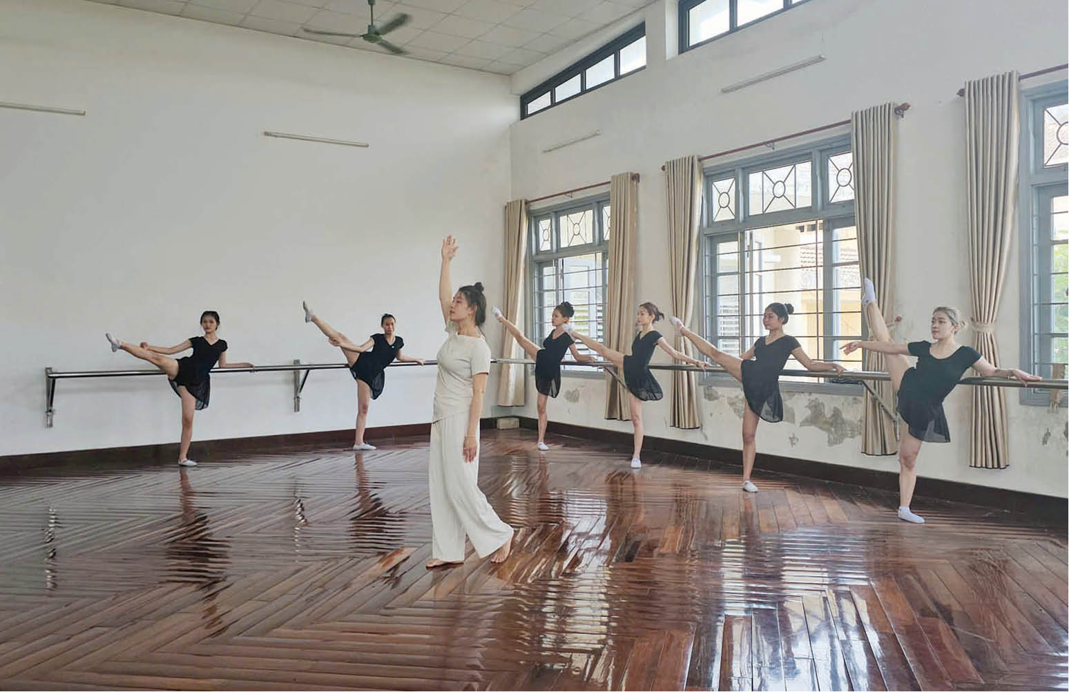 Ngành nghệ thuật đặc thù Chật vật tuyển sinh