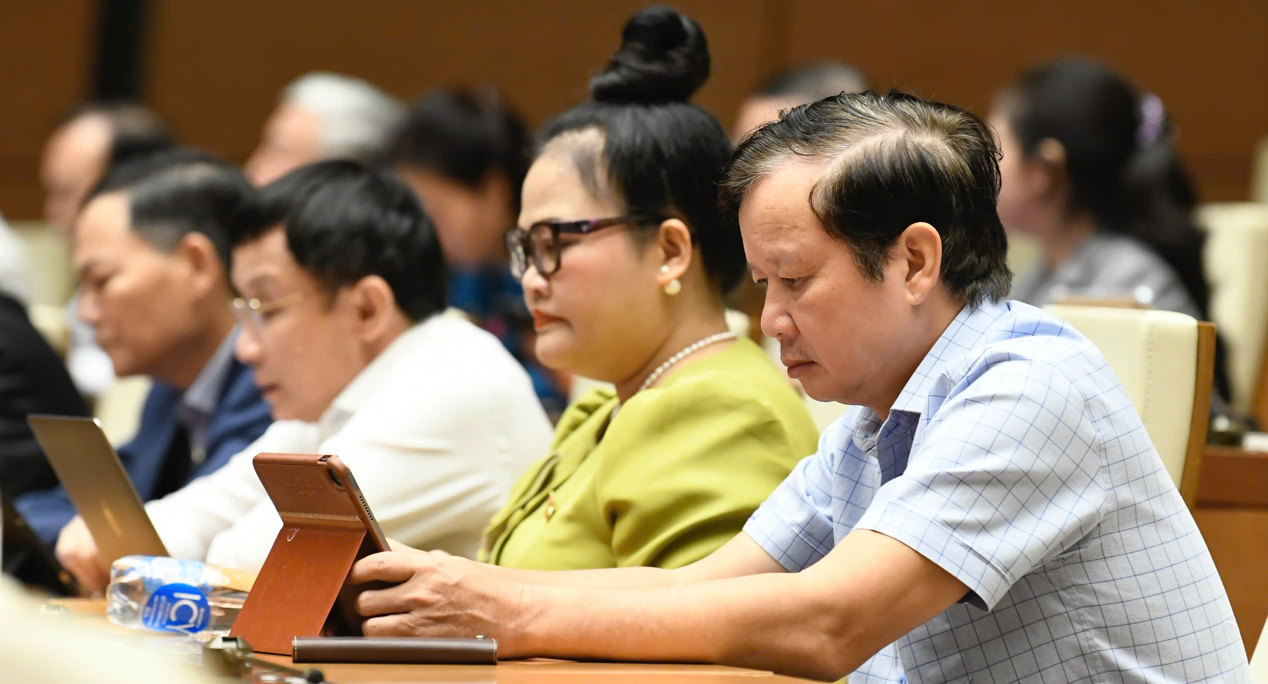 Bảo vệ quyền lợi doanh nghiệp và người gửi tiền