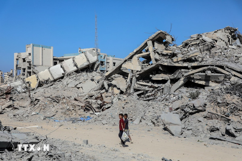 Dọn dẹp bom mìn chưa nổ tại Gaza có thể mất từ 20 tới 30 năm