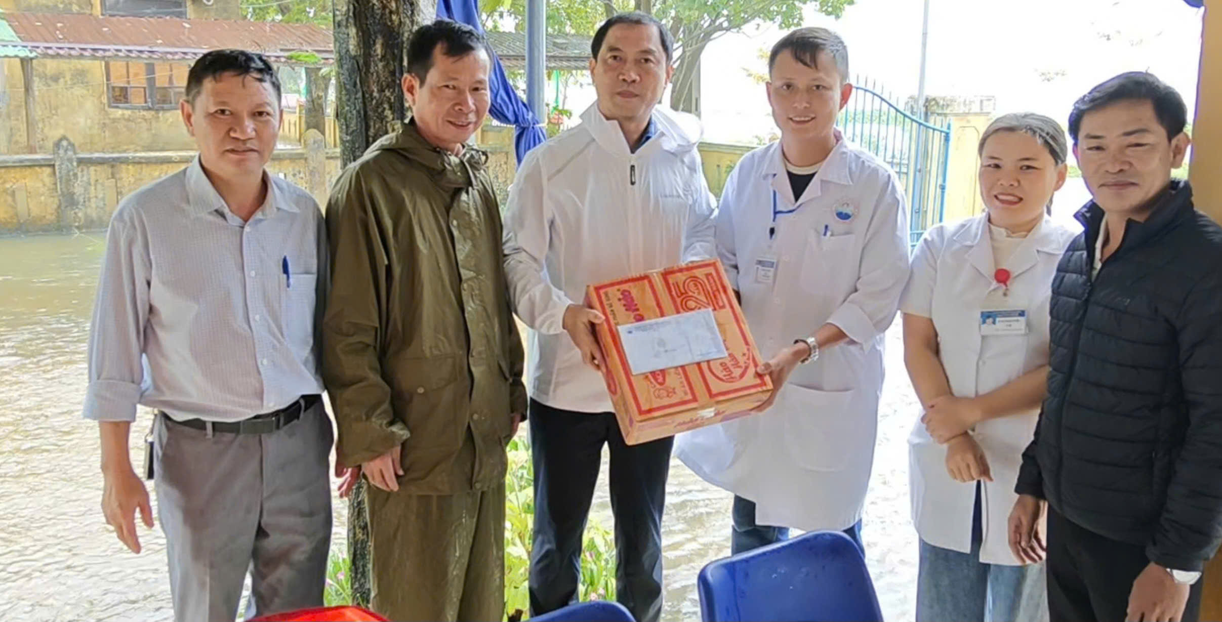 Thu dung, điều trị an toàn, không để gián đoạn khám chữa bệnh