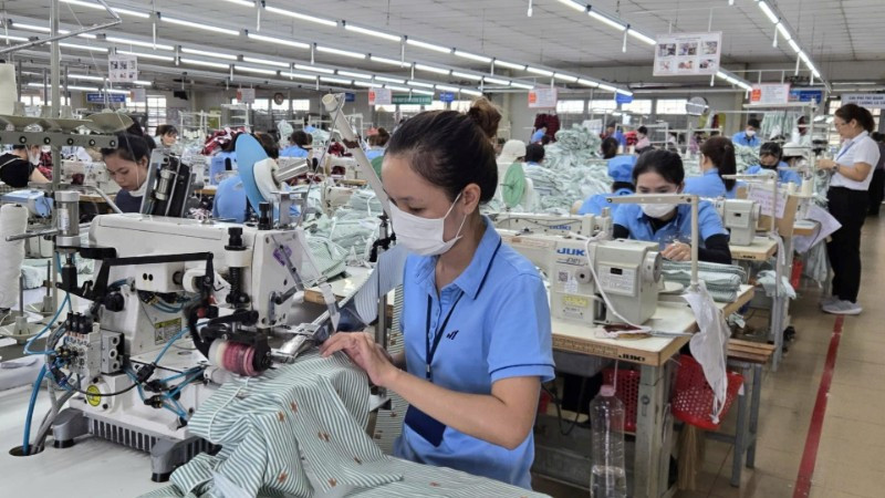 Tháo gỡ rào cản cho doanh nghiệp