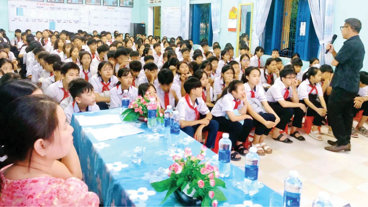 Chung tay vì môi trường học đường không khói thuốc