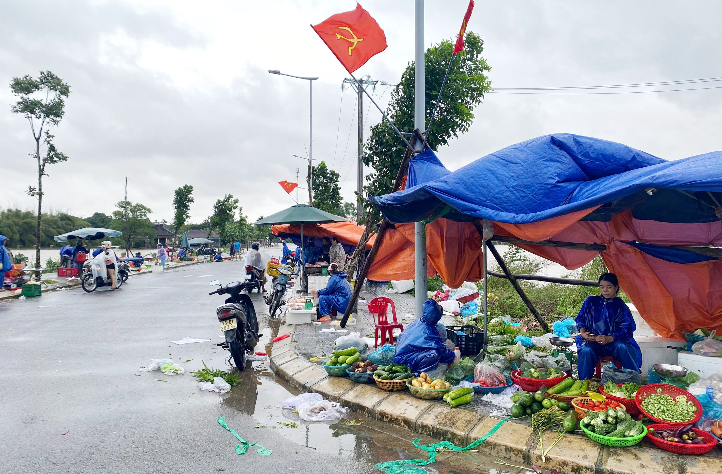 Quốc lộ 1A đi qua Hương Trà đã lưu thông trở lại