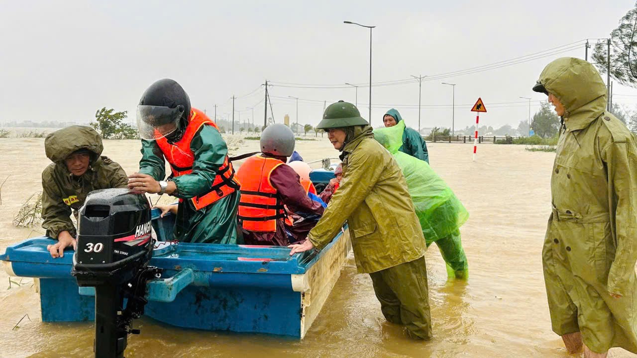 Thanh Thủy căng mình ứng phó vỡi lũ