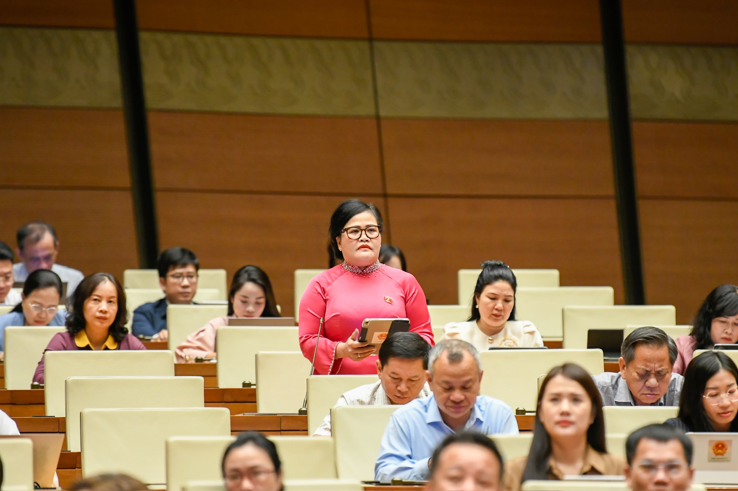 Đặt văn hóa ngang hàng với kinh tế và chính trị để phát triển bền vững