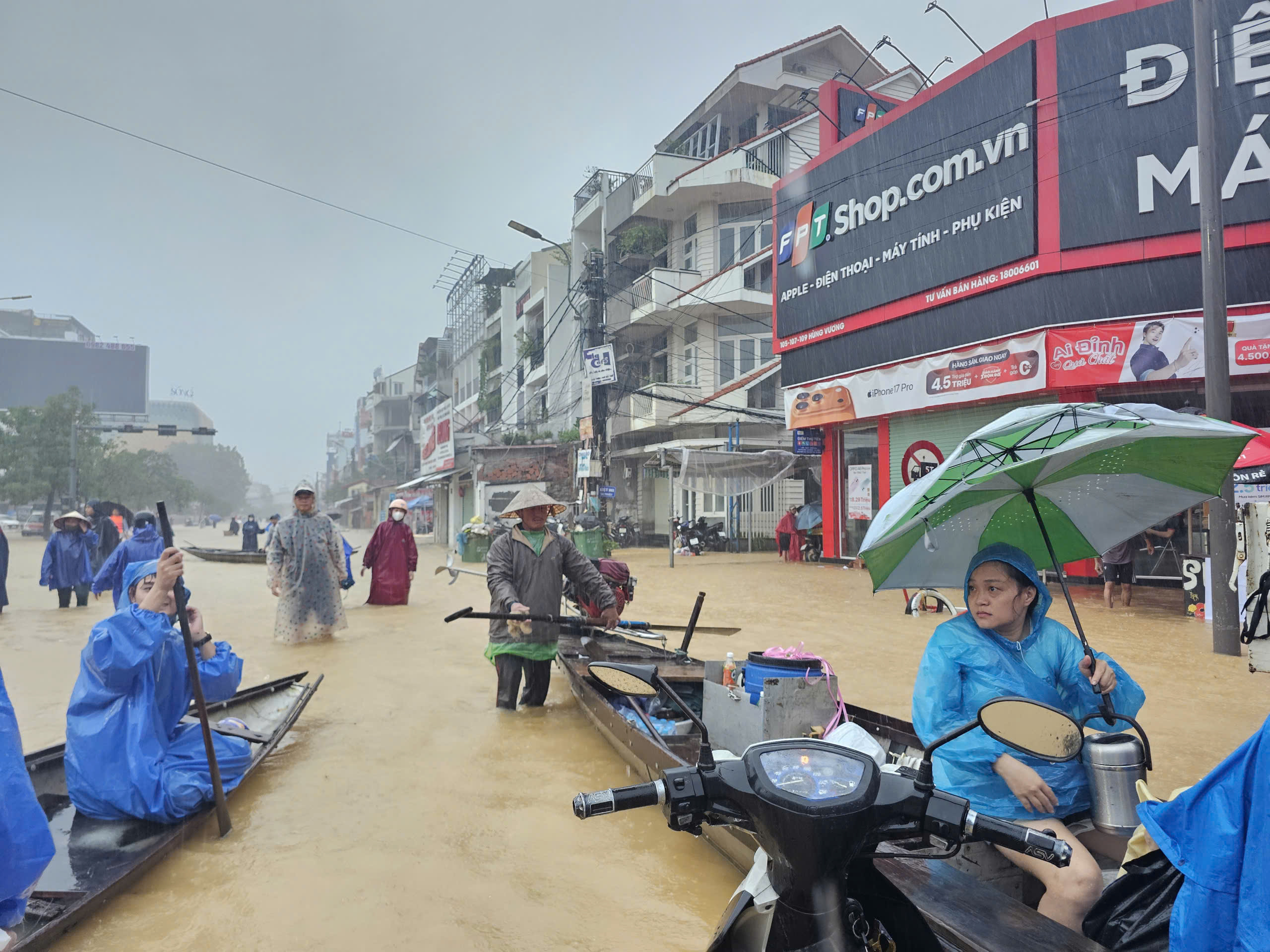 Cảnh báo lũ đặc biệt lớn trên các sông