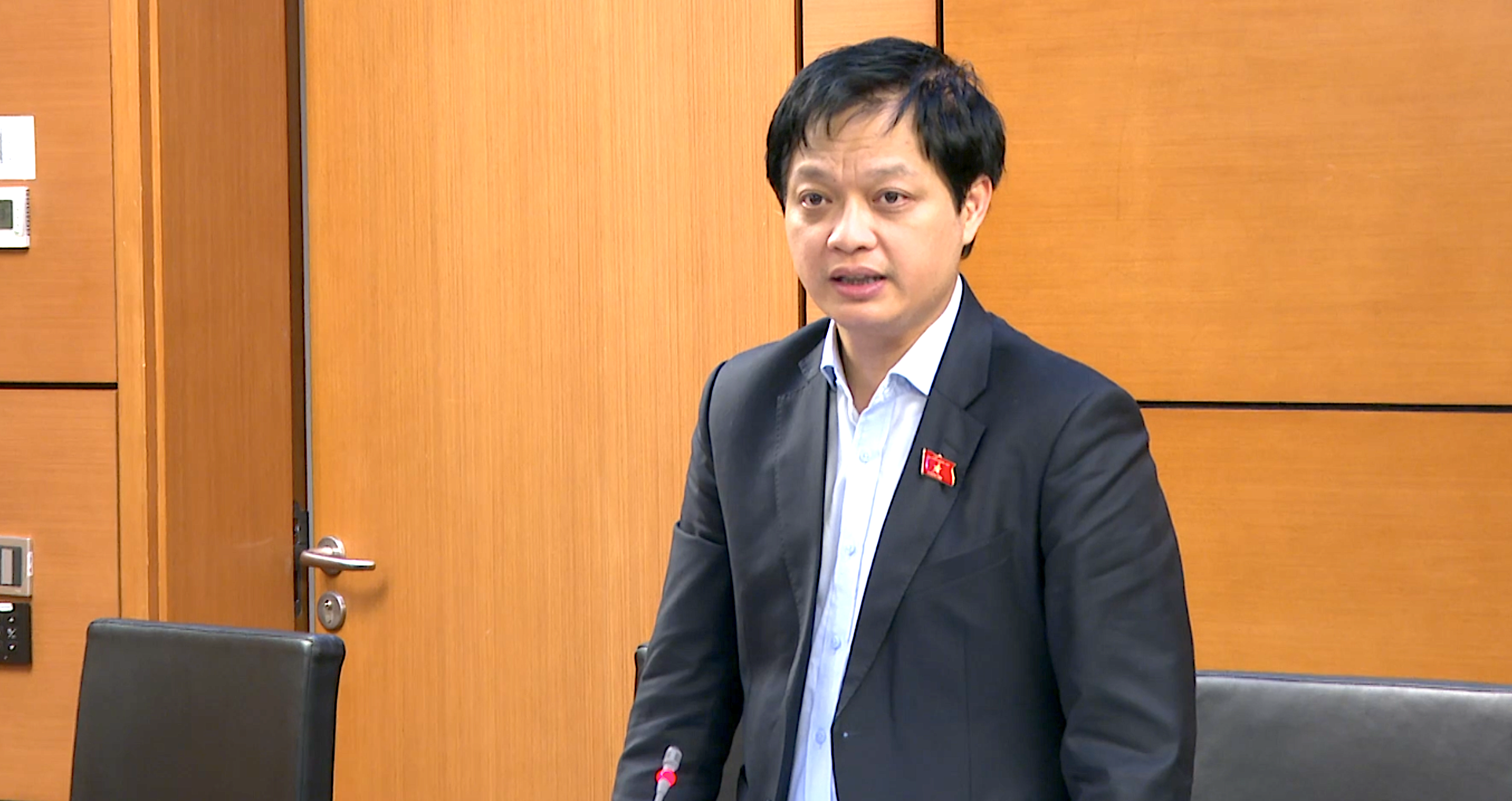 Nhiều ý kiến tâm huyết góp ý các dự án luật liên quan đến an ninh, quốc phòng và hội nhập quốc tế