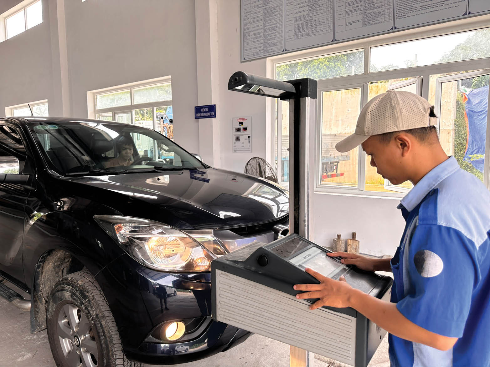 Nỗ lực trong công tác đăng kiểm xe cơ giới