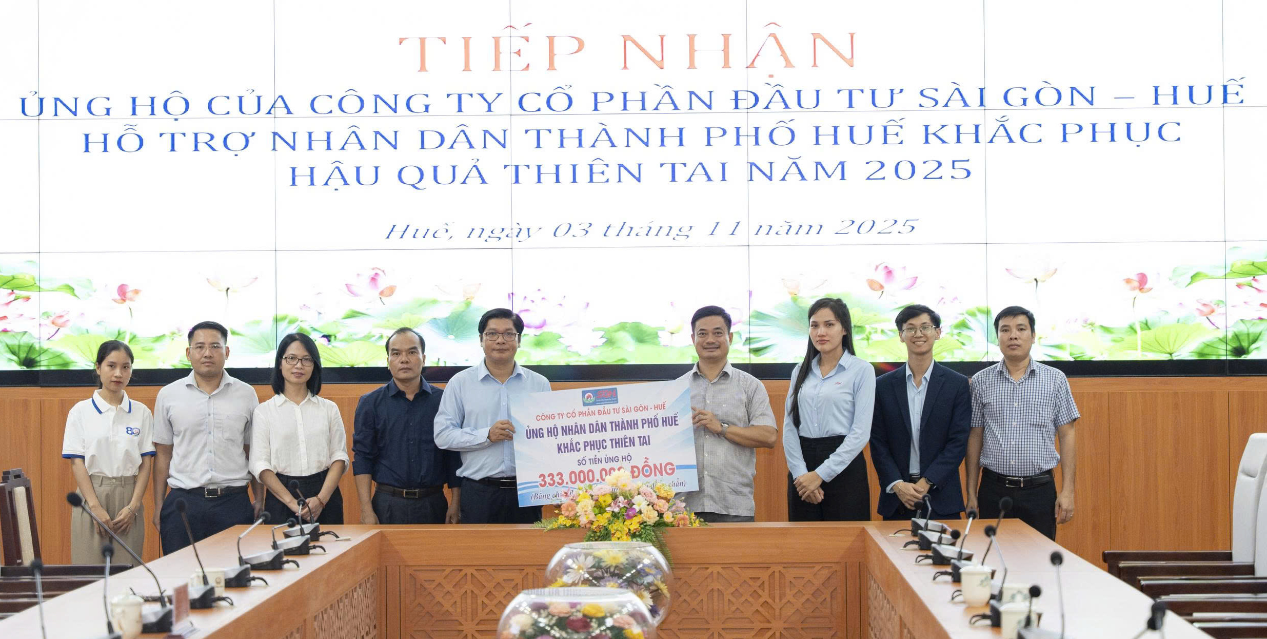 Công ty CP Đầu tư Sài Gòn - Huế ủng hộ hơn 330 triệu đồng giúp người dân thành phố Huế khắc phục hậu quả thiên tai