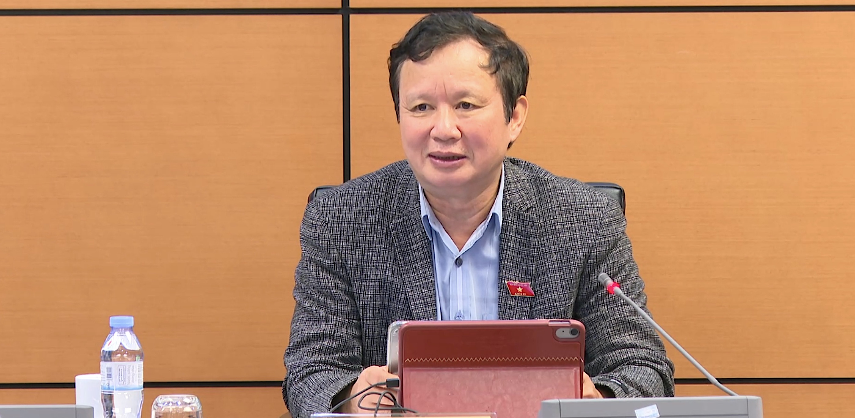 Phân quyền đi đôi trách nhiệm, củng cố niềm tin vào Nhà nước pháp quyền