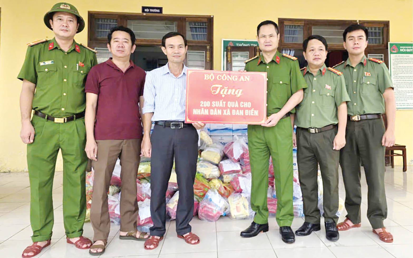 “Từ thiện ảo” và những chiêu lừa sau mưa lũ