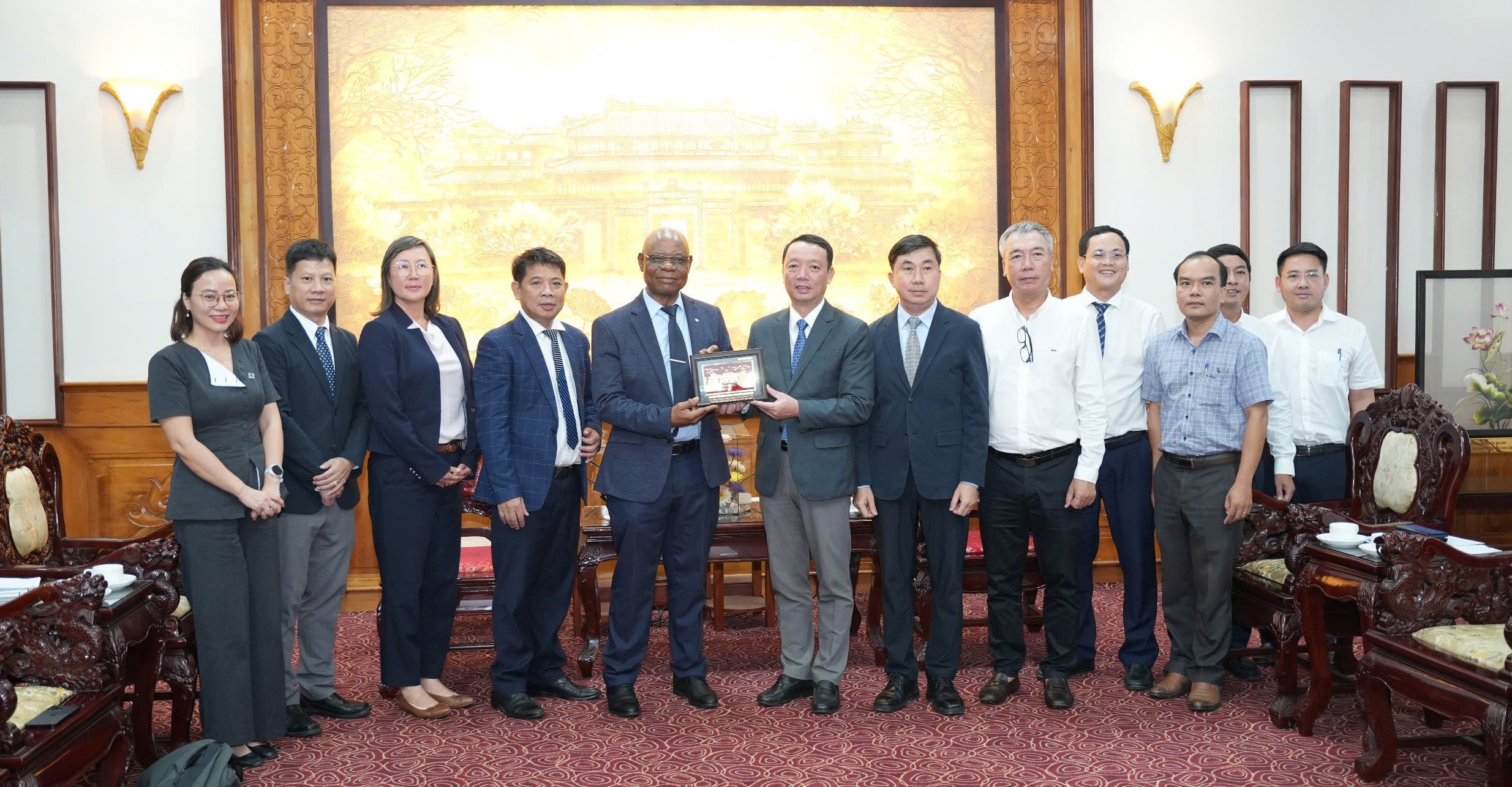 Khẳng định vai trò “then chốt” của công tác đối ngoại