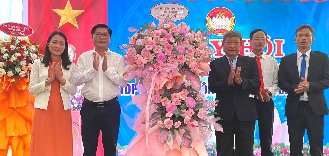 Phó Bí thư Thành ủy Nguyễn Chí Tài tham dự Ngày hội Đại đoàn kết toàn dân tộc