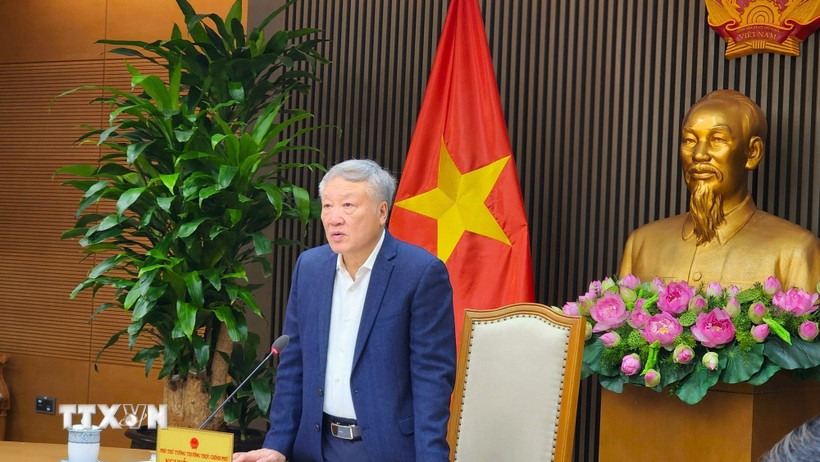 Phó Thủ tướng Nguyễn Hòa Bình Tập trung cho vùng đồng bào - “lõi nghèo” của cả nước