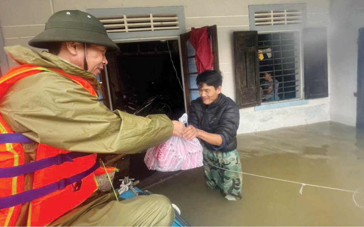 Đồng lòng trong gian khó