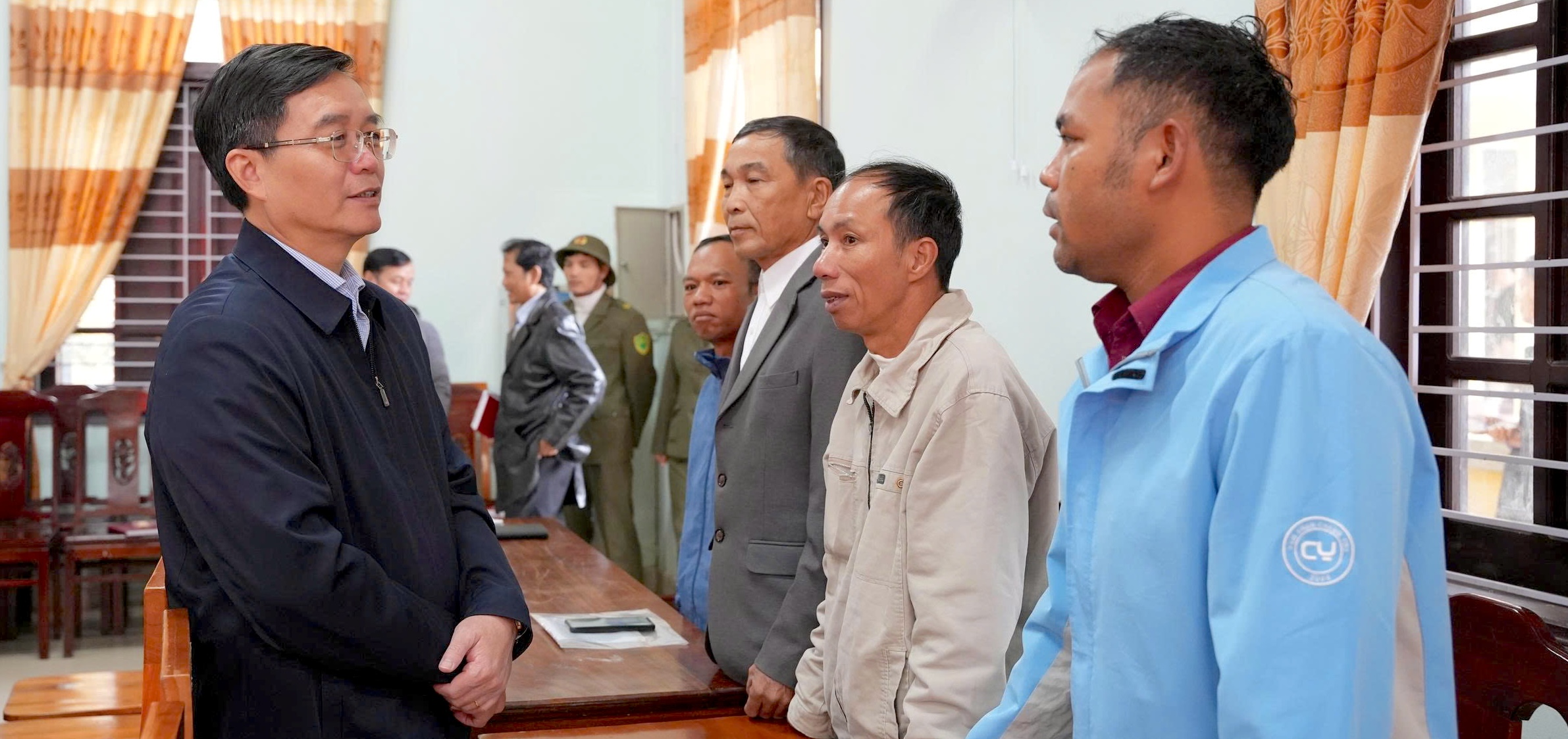 Bí thư Thành ủy Nguyễn Đình Trung trực tiếp trả lời, làm rõ từng phản ánh của người dân