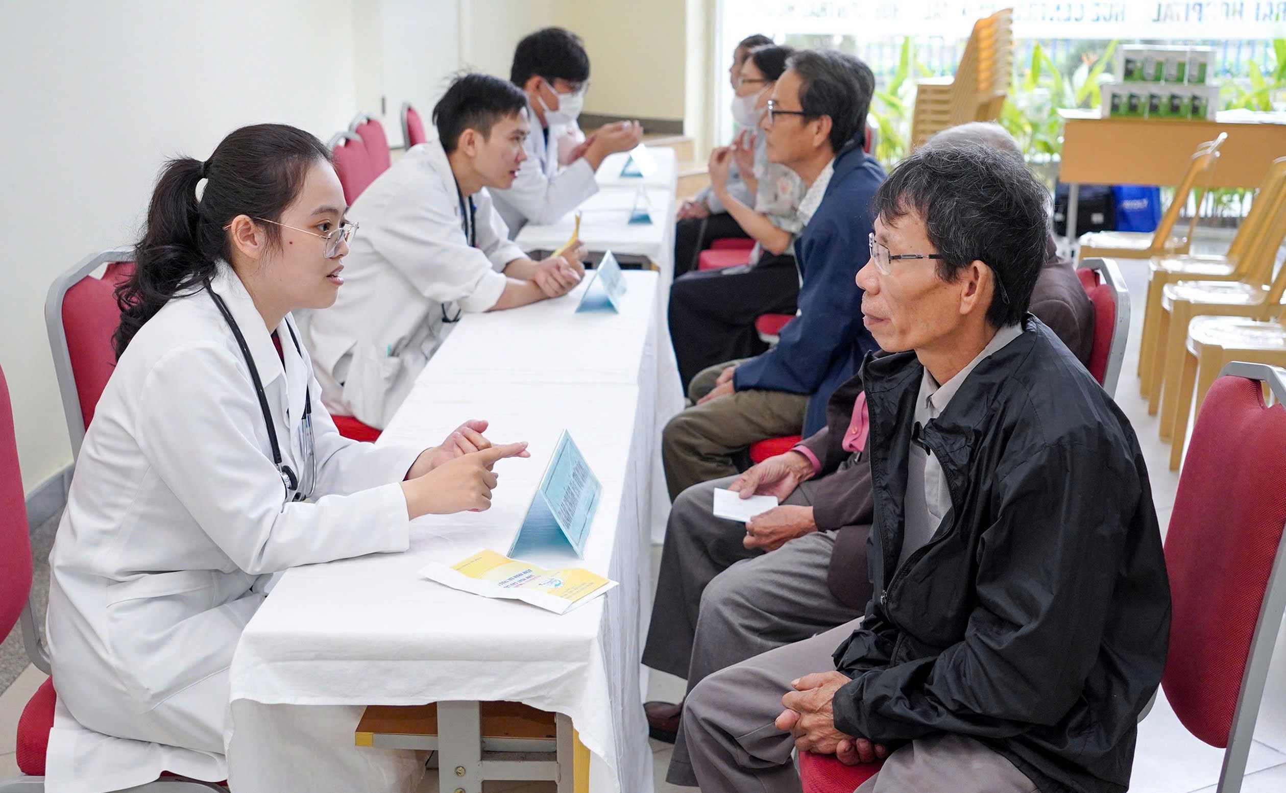 Nâng cao năng lực đội ngũ cán bộ công đoàn