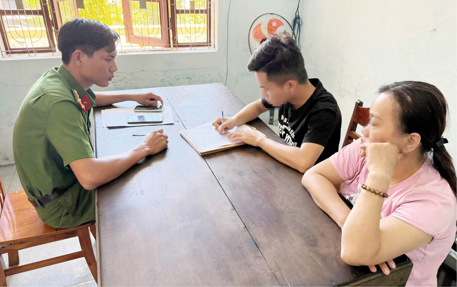 Chiêu trò “việc nhẹ, lương cao” tiếp tục bẫy nạn nhân trẻ