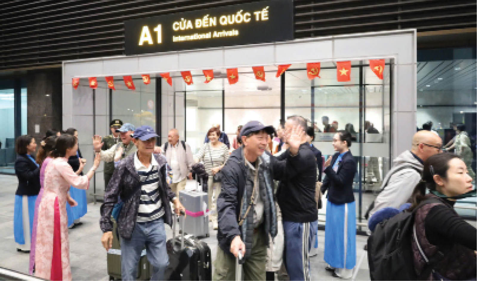 Đón khách Trung Quốc, nhìn từ kinh nghiệm Đà Nẵng và Khánh Hòa