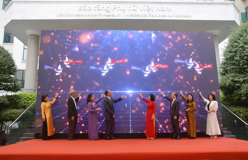 Triển lãm 200 tư liệu, hiện vật về Nghĩa tình thủy chung Việt Nam - Cuba