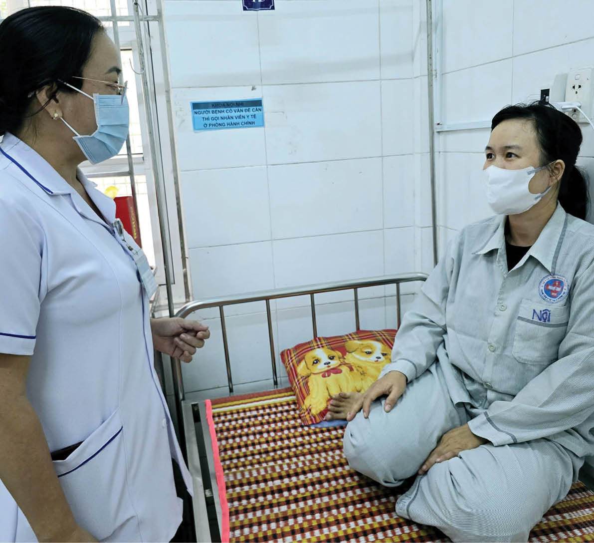 Siết chặt an toàn thực phẩm tại bếp ăn công nghiệp và trường học