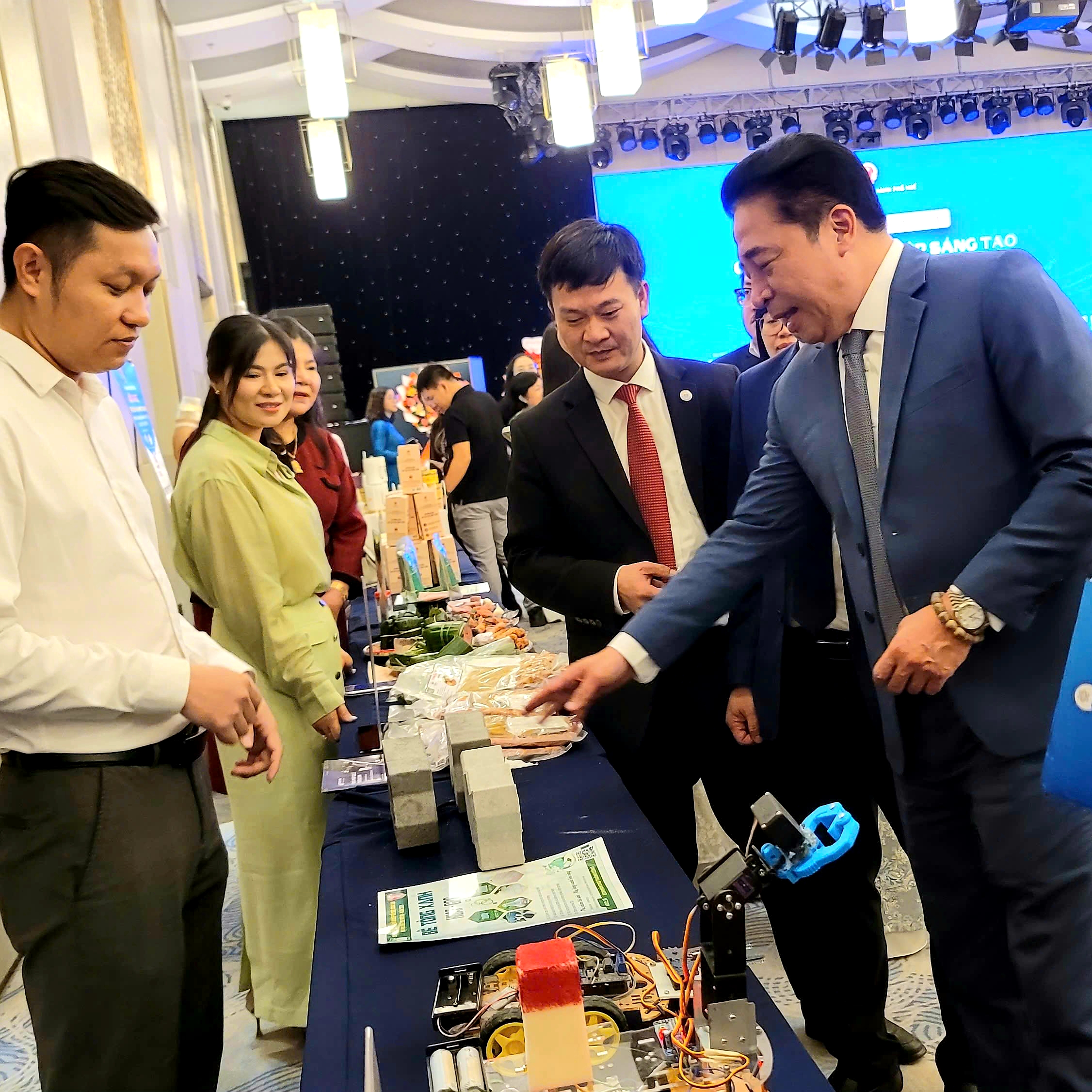 Trao giải Cuộc thi Khởi nghiệp sáng tạo thành phố Huế năm 2025