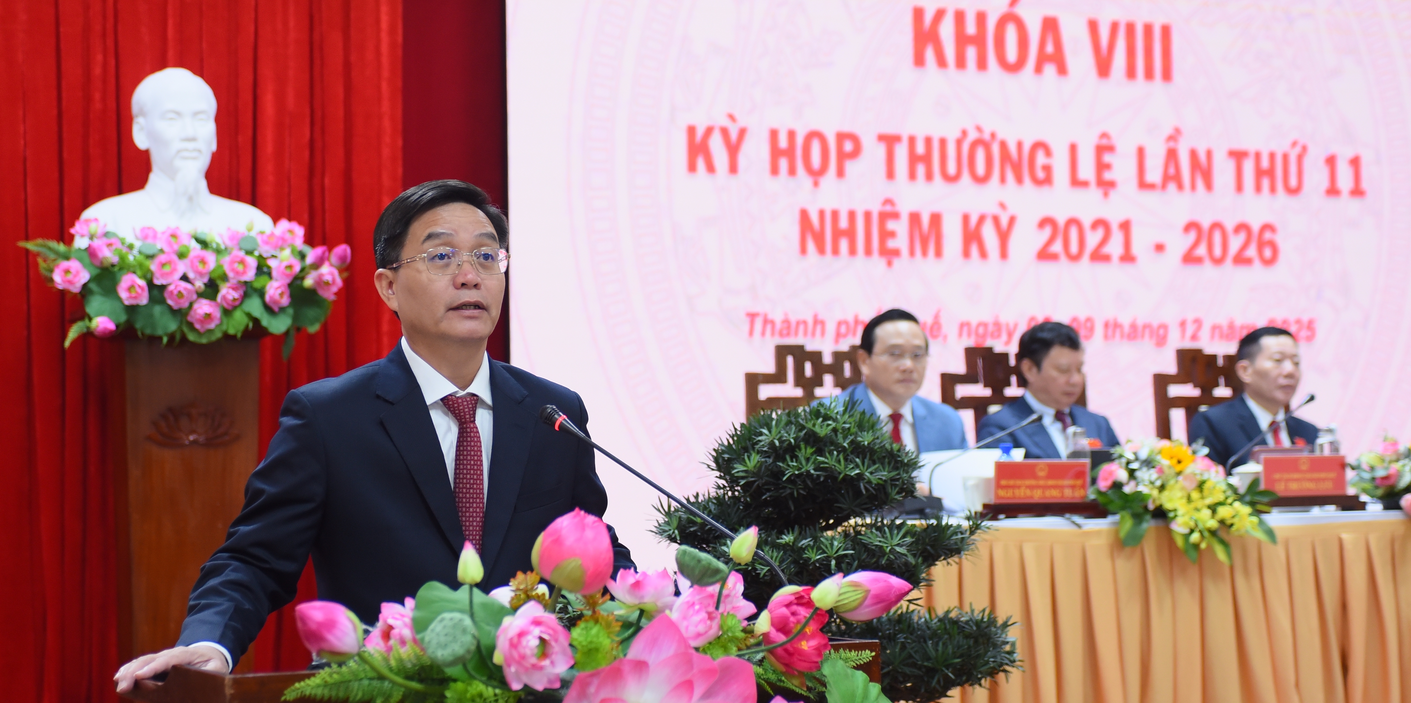 Giữ vững kỷ cương, khơi thông động lực, hướng tới một Huế phát triển bền vững