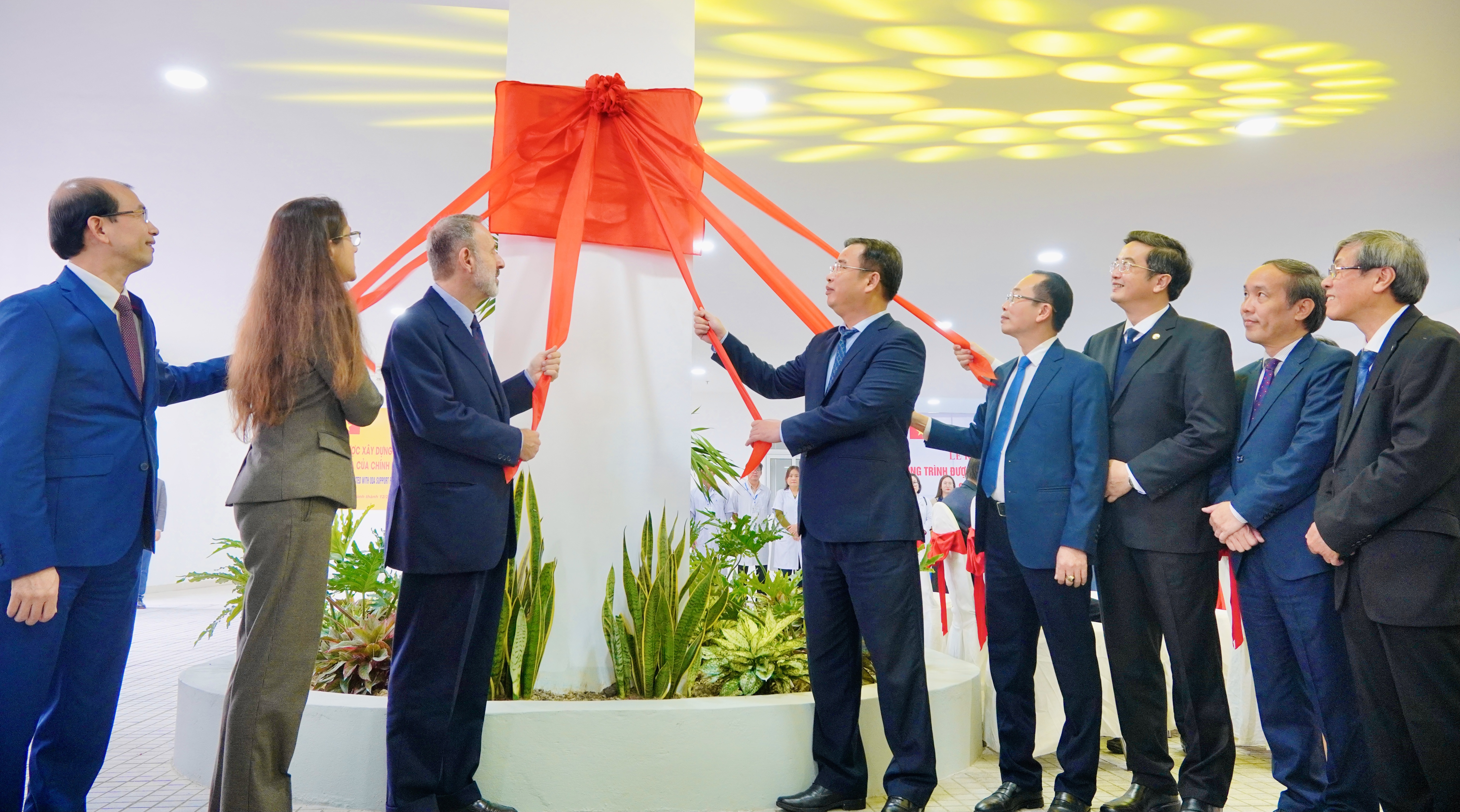 Trường Đại học Y - Dược khánh thành tòa nhà ODA Ý